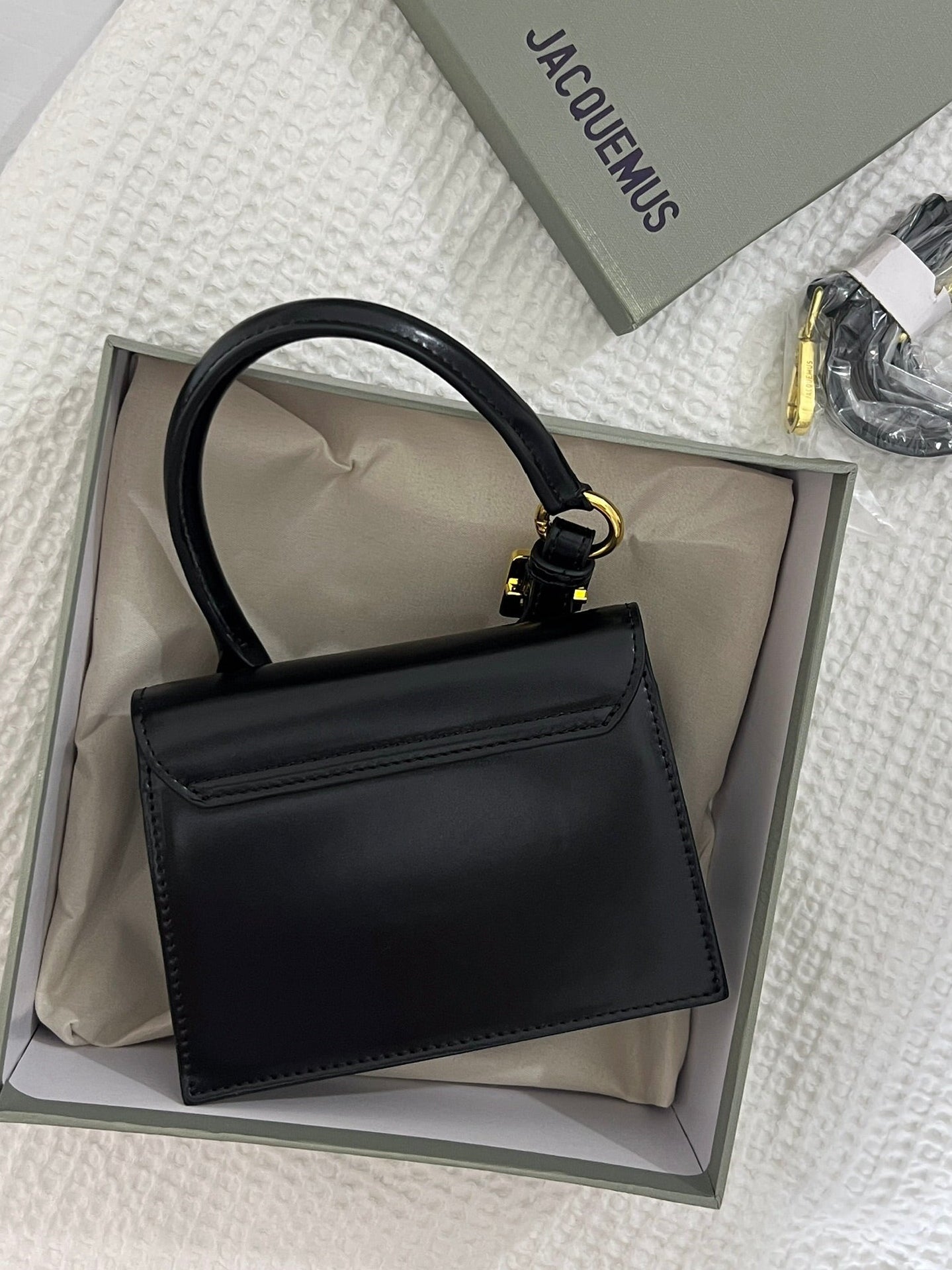 JACQUEMUS BLACK (SMALL)