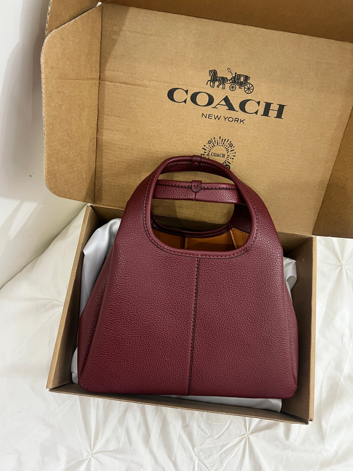 Coach Hobo Lana Shoulder Bag 23 In burgundy Leather