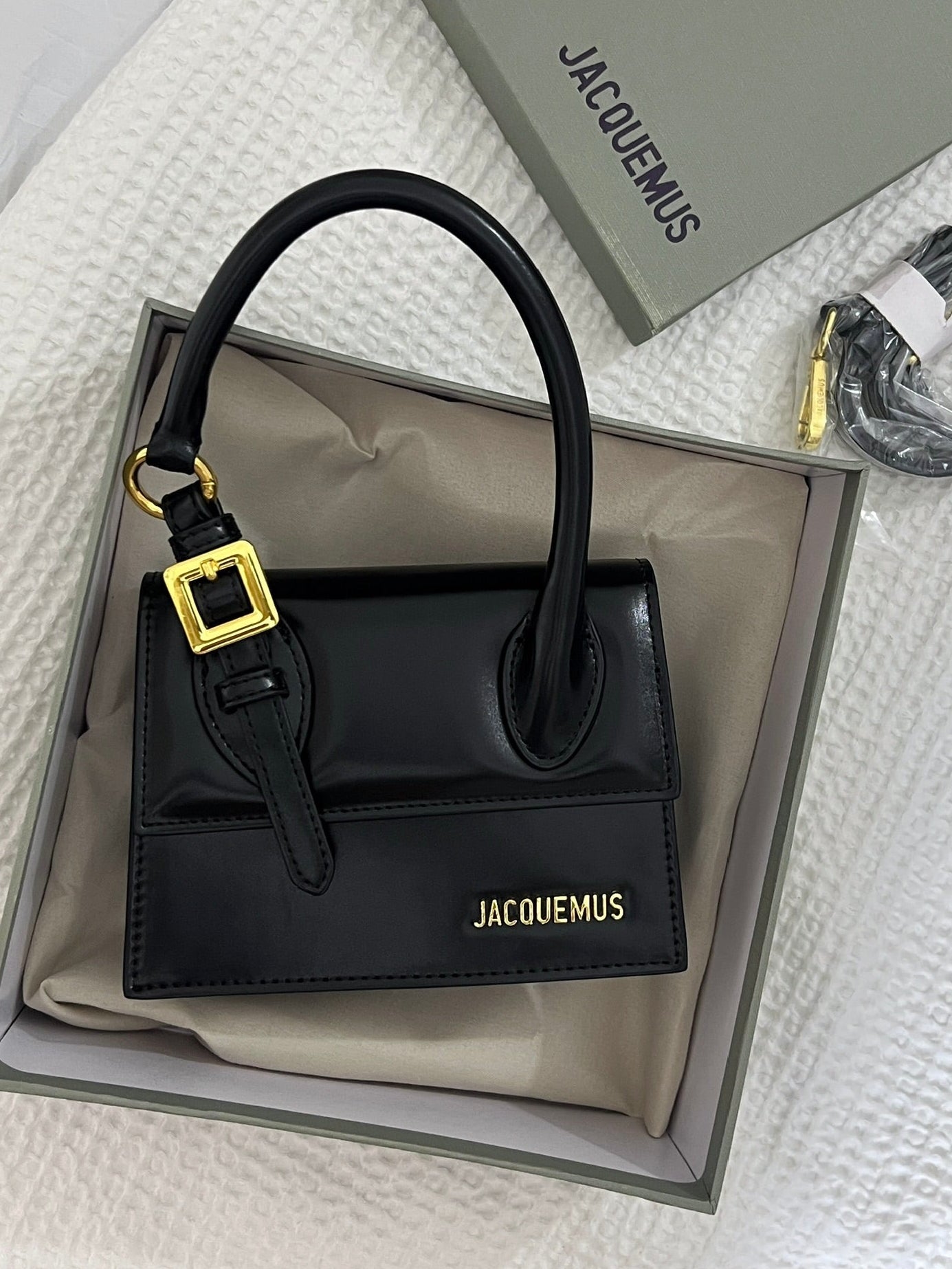 JACQUEMUS BLACK (SMALL)
