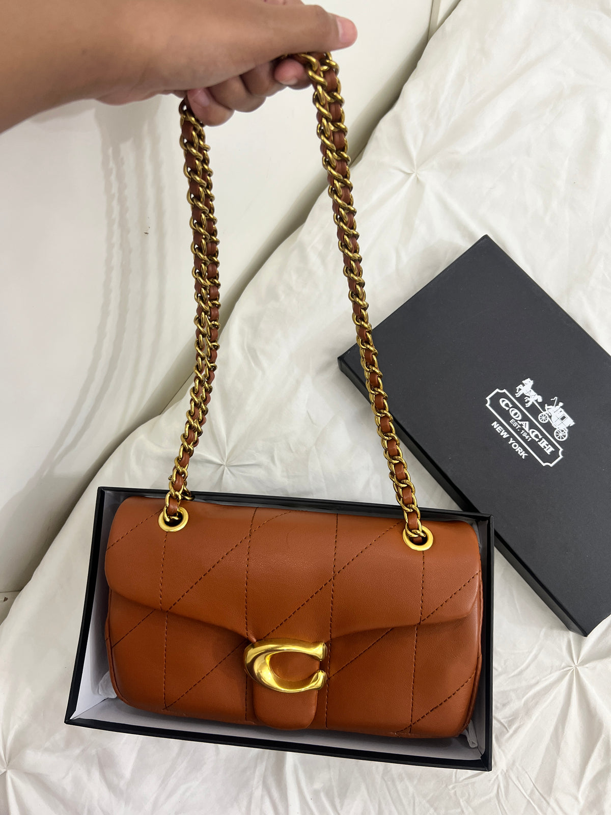 COACH TABBY SHOULDER BAG 20 WITH QUILTING (Brown)