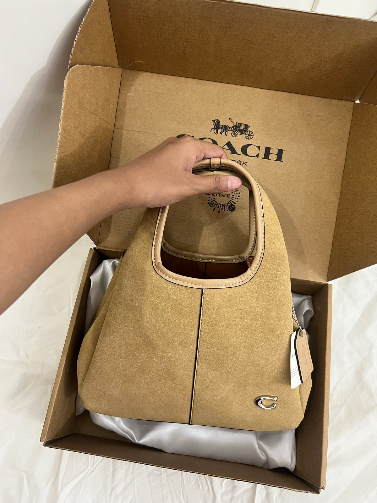 Coach hobo Lana Shoulder Bag 23 In Suede