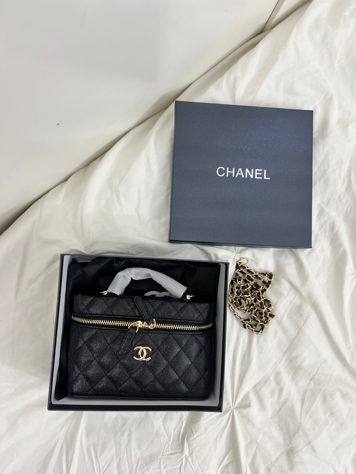 CHANEL INSPIRED BAG ( WITH BOX & CHAIN )