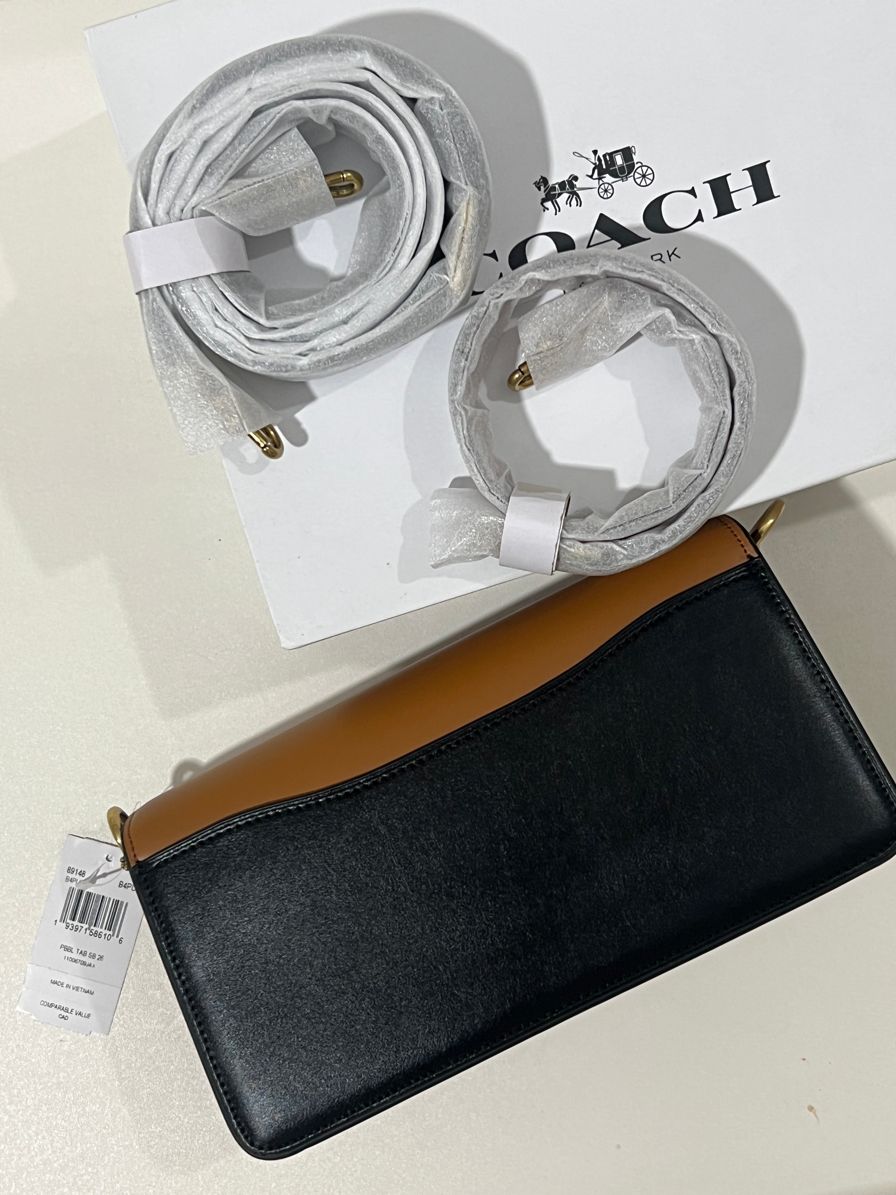 BLOCKED SIGNATURE COACH TAB 26 BAG (WITH STRAPS & BOX)