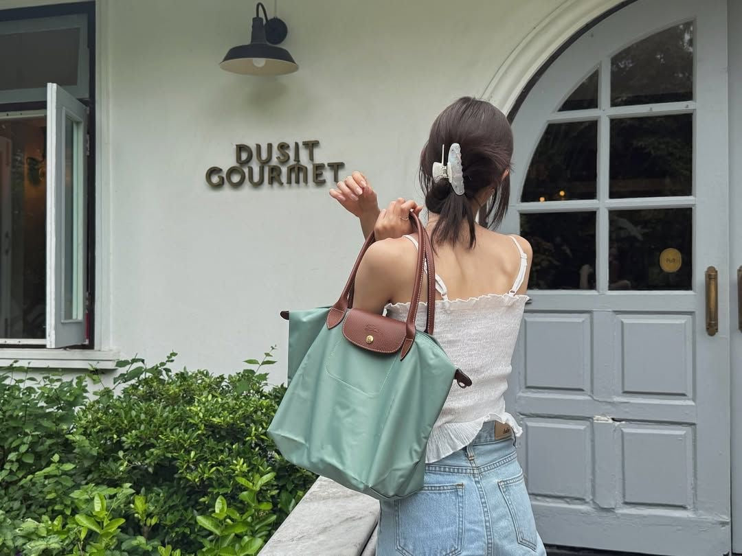 Longchamp Tote Large - CELADON GREEN (WITH BRAND LOGO)